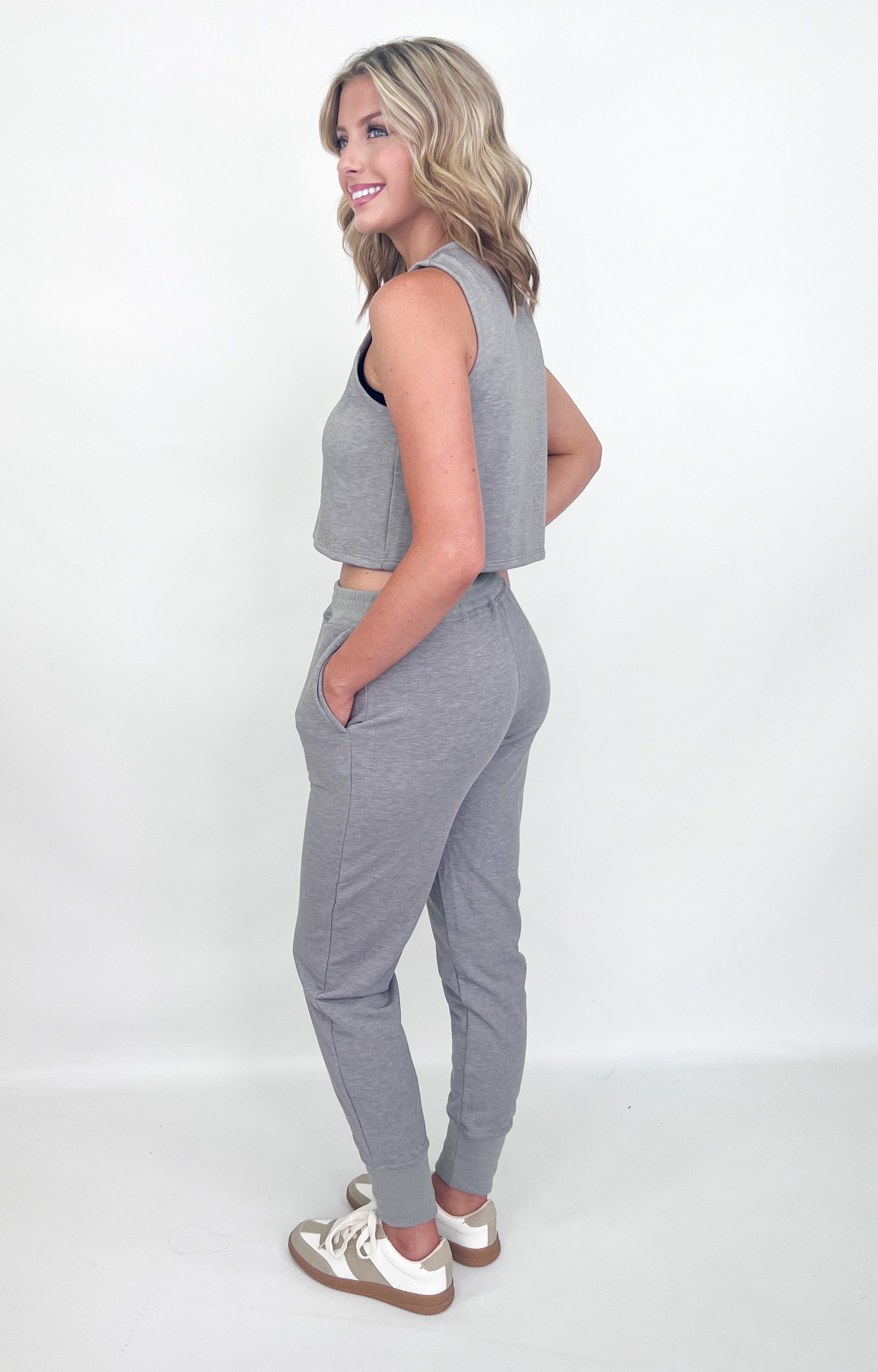 Eva - Sleeveless Tank & Jogger Set