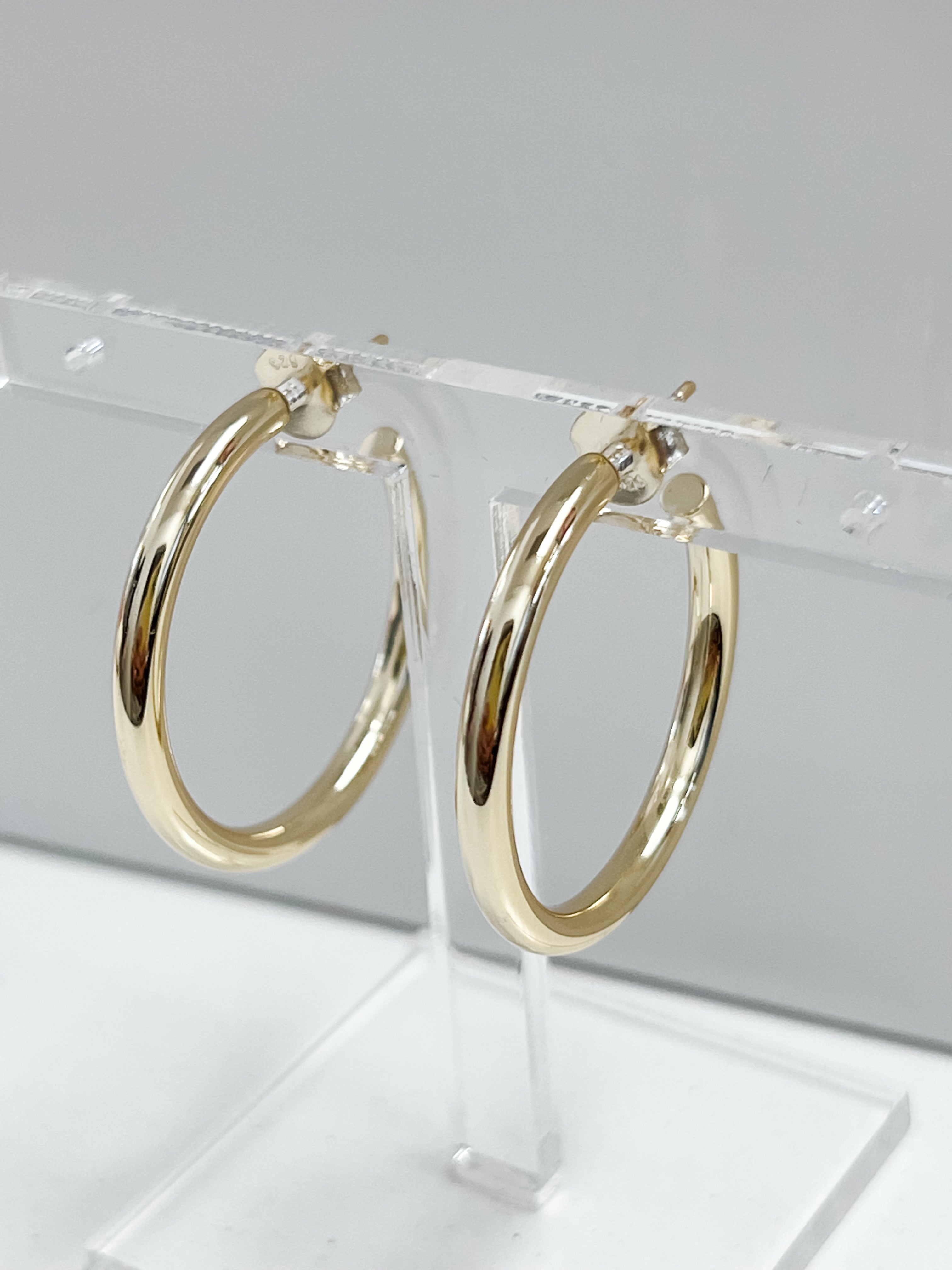 Chelsea - Gold Hoop Earrings