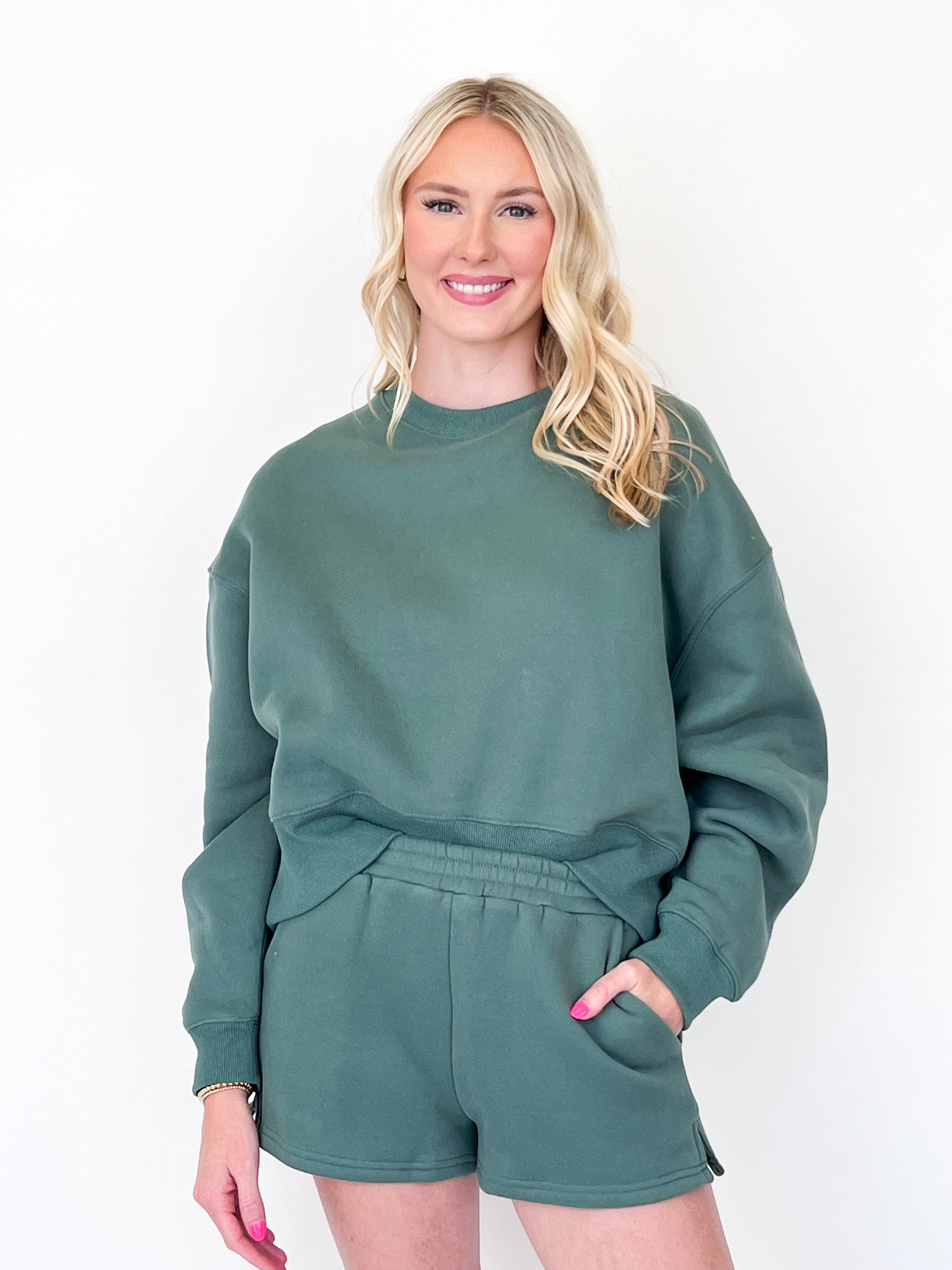 Maddy - Sweatshirt/ Shorts Set (Green)
