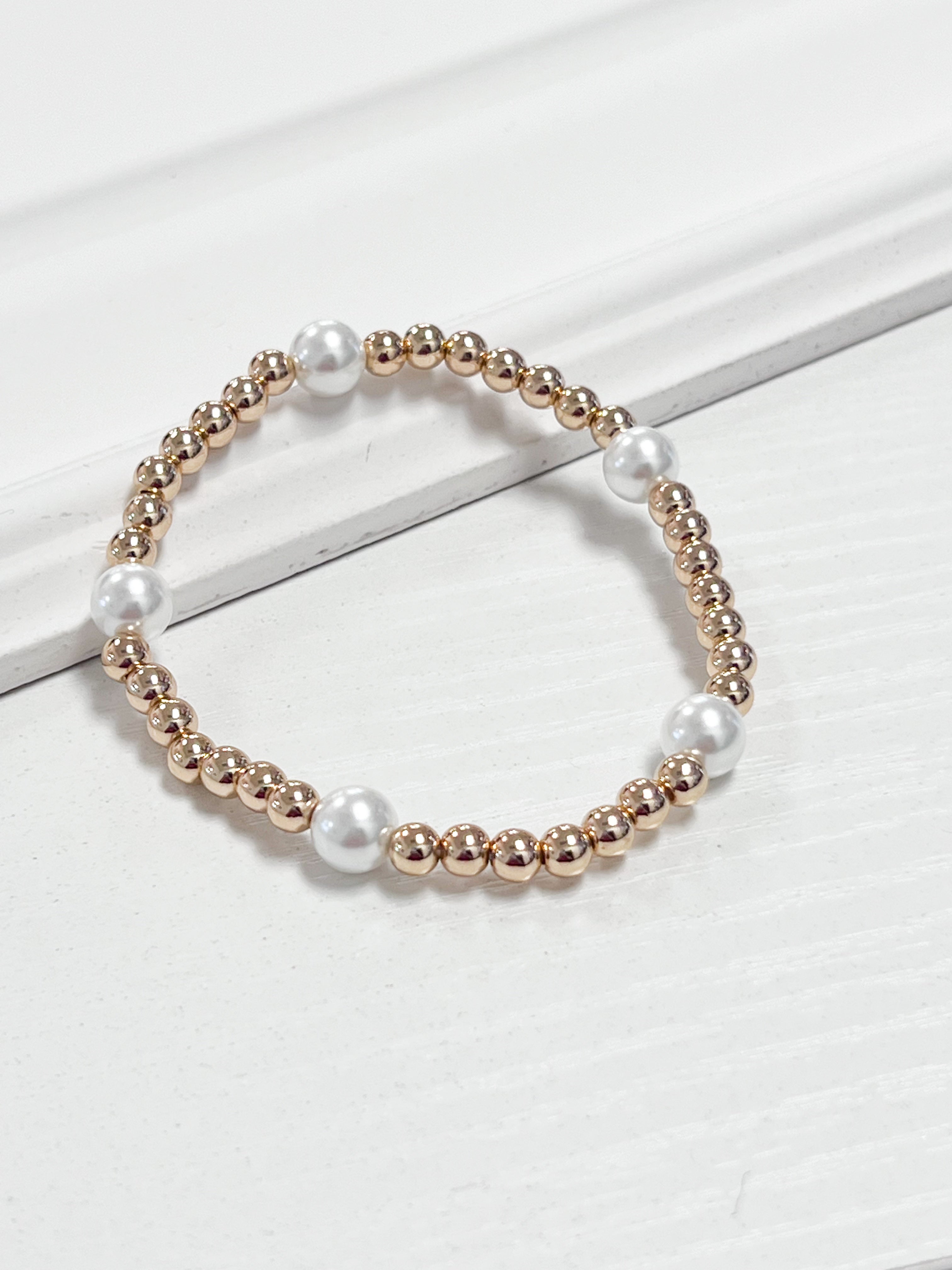 Meran - Pearl & Gold Beaded Stretch Bracelet