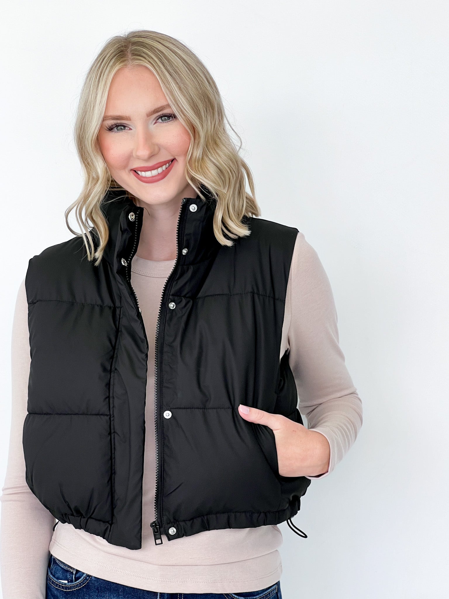 Donna - Cropped Puffer Vest (Black)