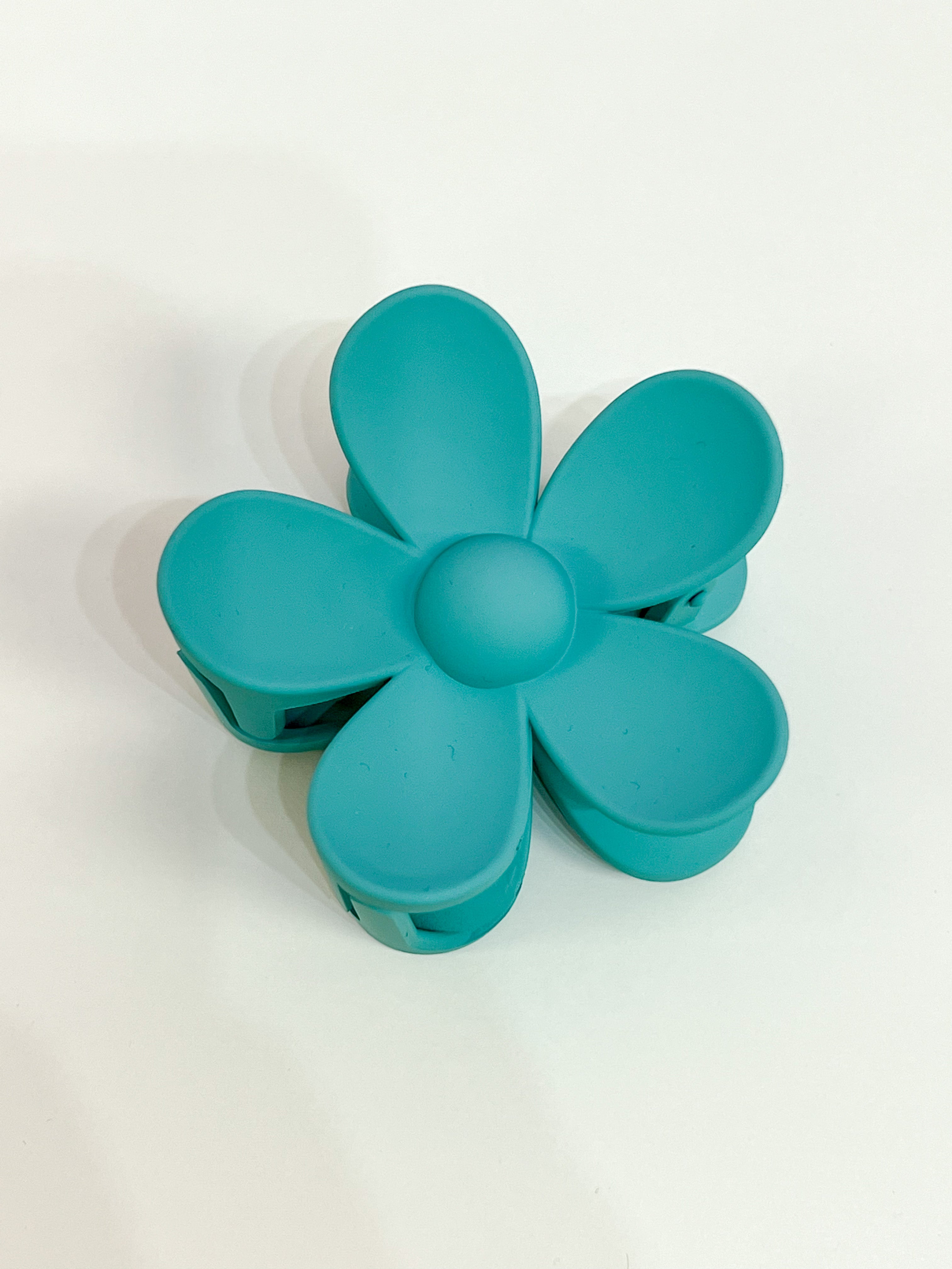 Tia - 3" Flower Hair Claw Clip